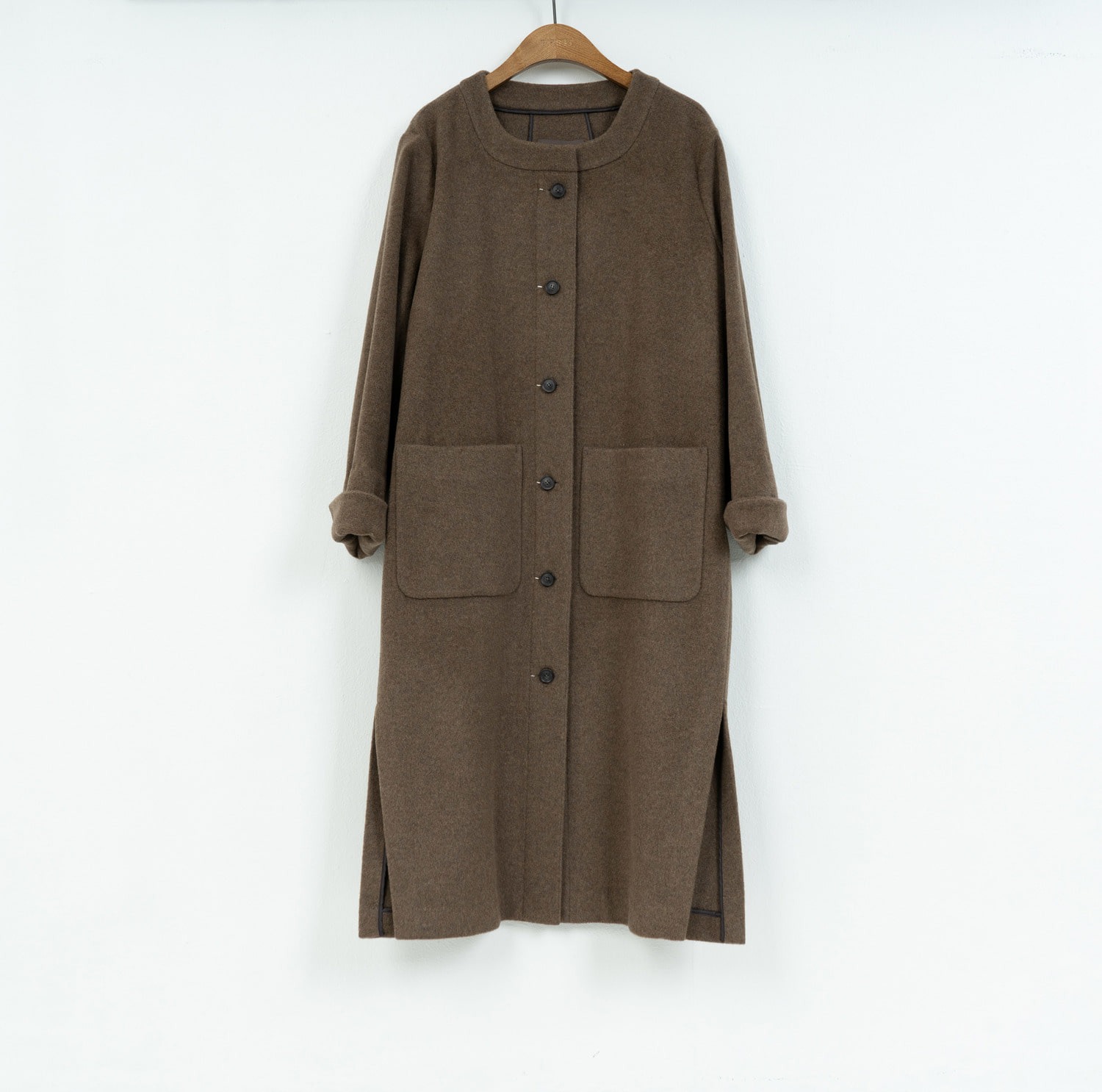 [38% OFF] EMBROIDERY DETAIL COAT